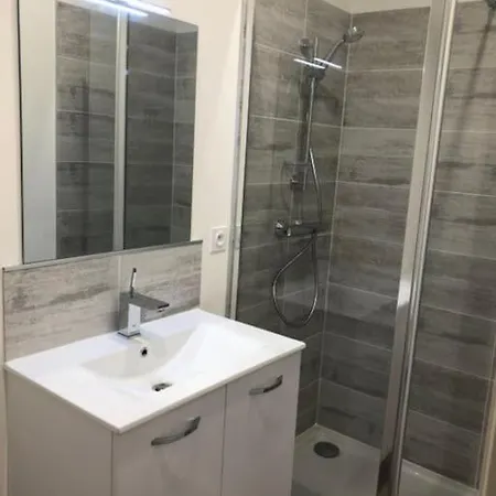 T3 Climatisé à 10 Min Des Plages Appartement *