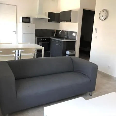 T3 Climatise A 10 Min Des Plages 아파트